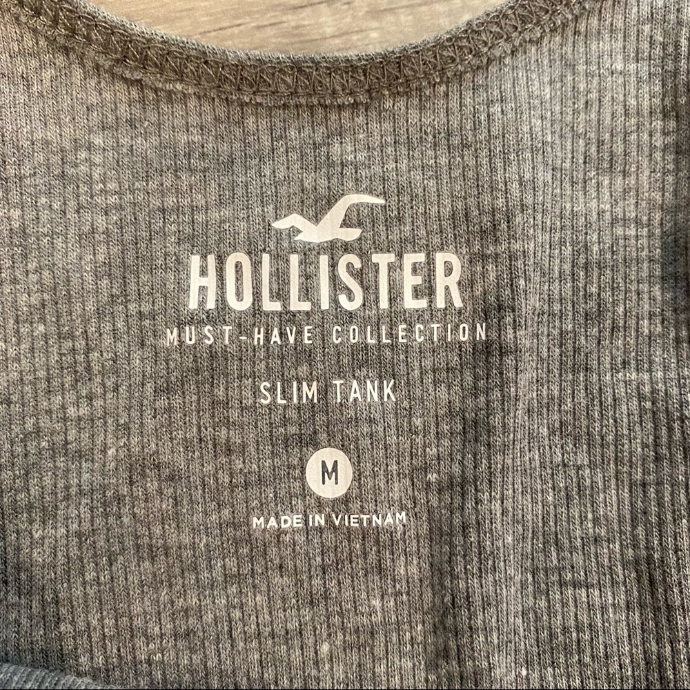 ⭐️ 5/$25 Hollister tank M grey - Picture 2 of 2